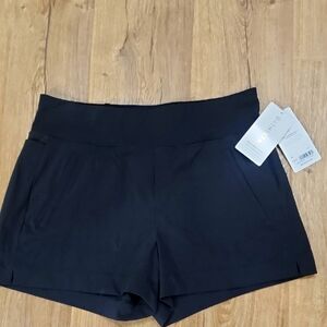 Athleta Trekkie North Black Shorts